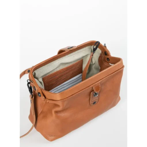 Aunts & Uncles Grandma's Luxery Club Mrs. Eclair Shoulderbag caramel