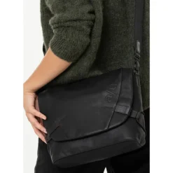 Aunts & Uncles Japan Sendai Crossover black