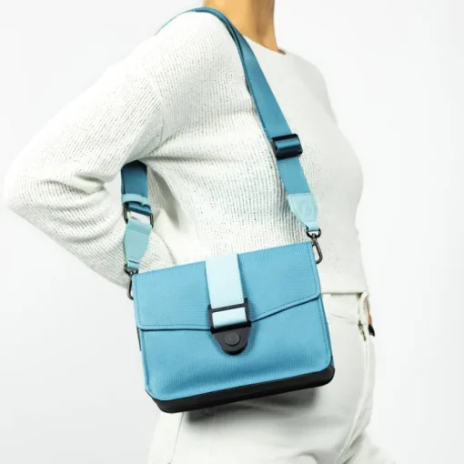 Bold Banana Crossbody M blue breeze