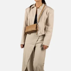 Burkely Soft Skylar Triple Pocket Zip cozy cognac