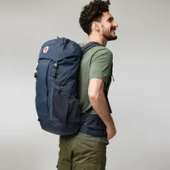 Fjallraven Abisko Hike 35 S/M patina green