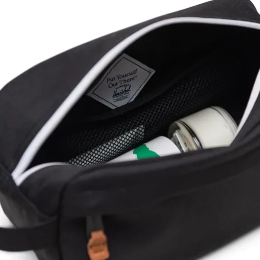 Herschel Supply Co. Chapter Small Travel Kit black