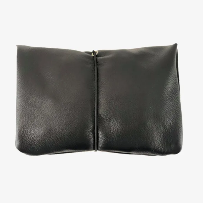 Mozz Luier Etui black dots reverse