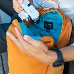 Pacsafe Eco 18L Backpack Econyl canyon