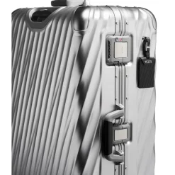 TUMI 19 Degree Aluminium Extended Trip Packing silver