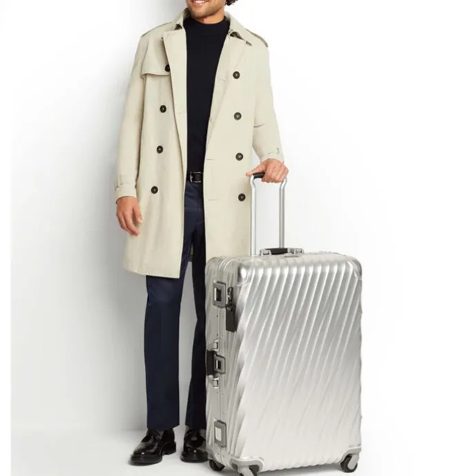 TUMI 19 Degree Aluminium Extended Trip Packing Case texture silver